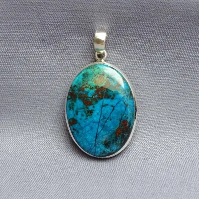 Quantum quattro natural mineral pendant 15.1g, Namibia