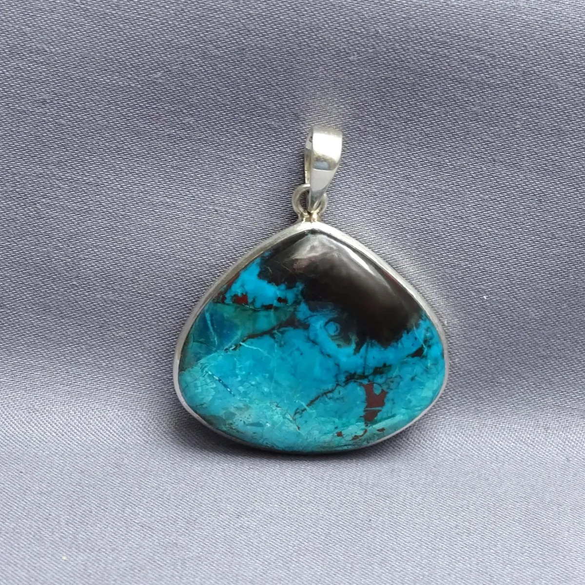 Chrysocolla with malachite pendant in 18g silver, Congo
