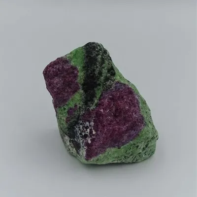 Rubin in Zoisit 173g