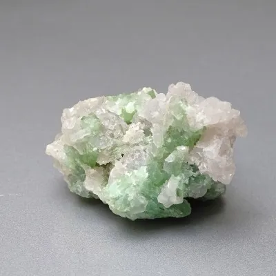 Natürlicher Turmalin in Quarz 61g, Pakistan