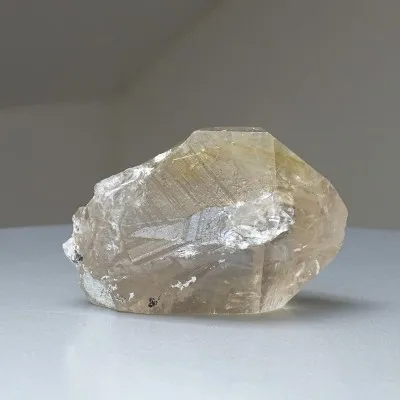 Brown quartz with rutile 114g, Brazil