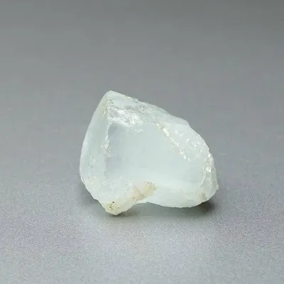 Akvamarín přírodní krystal 12,9g, Afganistán