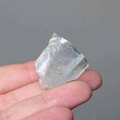 Akvamarín přírodní krystal 17,7g, Afganistán
