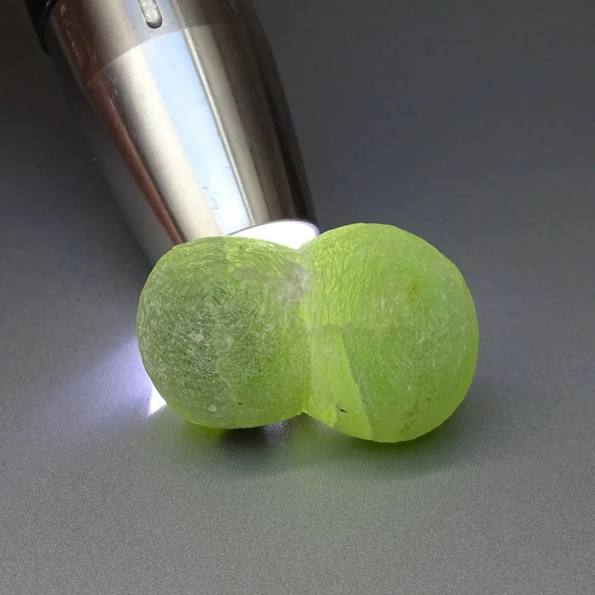 Prehnit přírodní minerál 35g, Mali