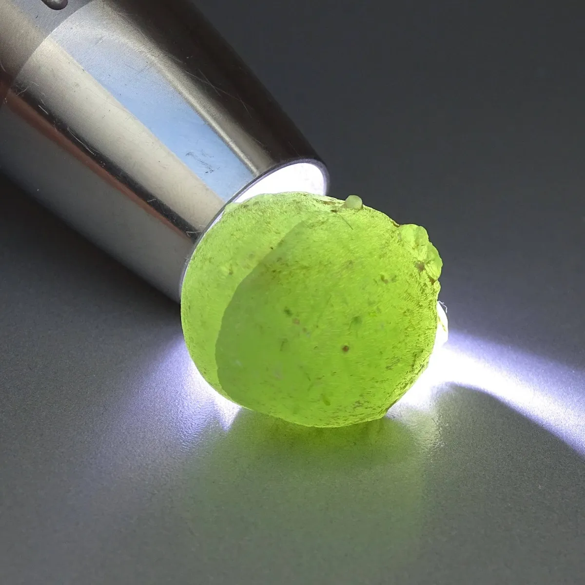 Prehnite natural mineral 20g, Mali
