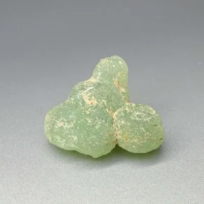 Prehnite natural mineral 19g, Mali