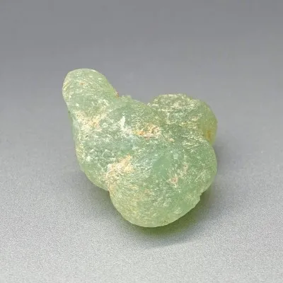 Prehnite natural mineral 19g, Mali
