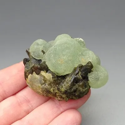Prehnit přírodní minerál 73g, Mali