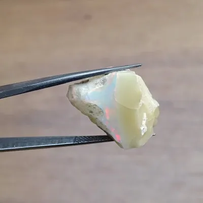 Ethiopian opal natural 5.5g, Ethiopia