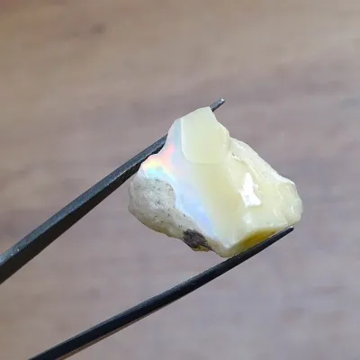 Etiopský opál přírodní 5,5g, Etiopie