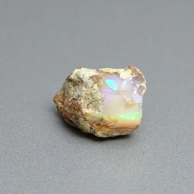 Ethiopian opal natural 4.4g, Ethiopia