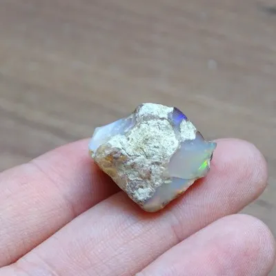 Ethiopischer Opal natur 4,4g, Äthiopien