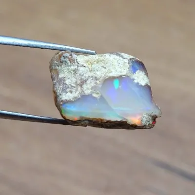 Ethiopian opal natural 4.4g, Ethiopia