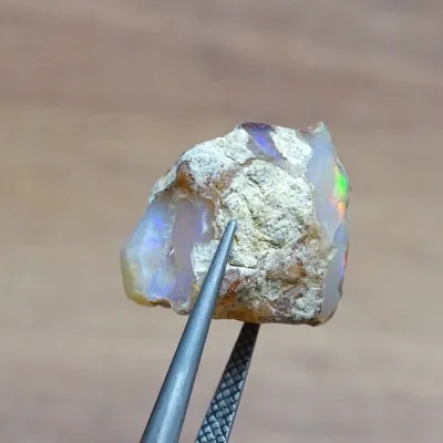 Etiopský opál přírodní 4,4g, Etiopie