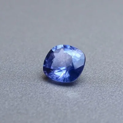 Safír modrý přírodní 1,18ct, Srí Lanka GIA certifikát