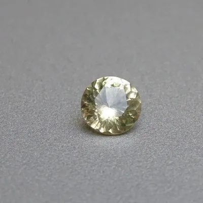 Natürlicher gelber Saphir 1,23 ct, Sri Lanka CGL-Zertifikat