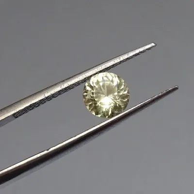 Natural yellow sapphire 1.23ct, Sri Lanka CGL certificate