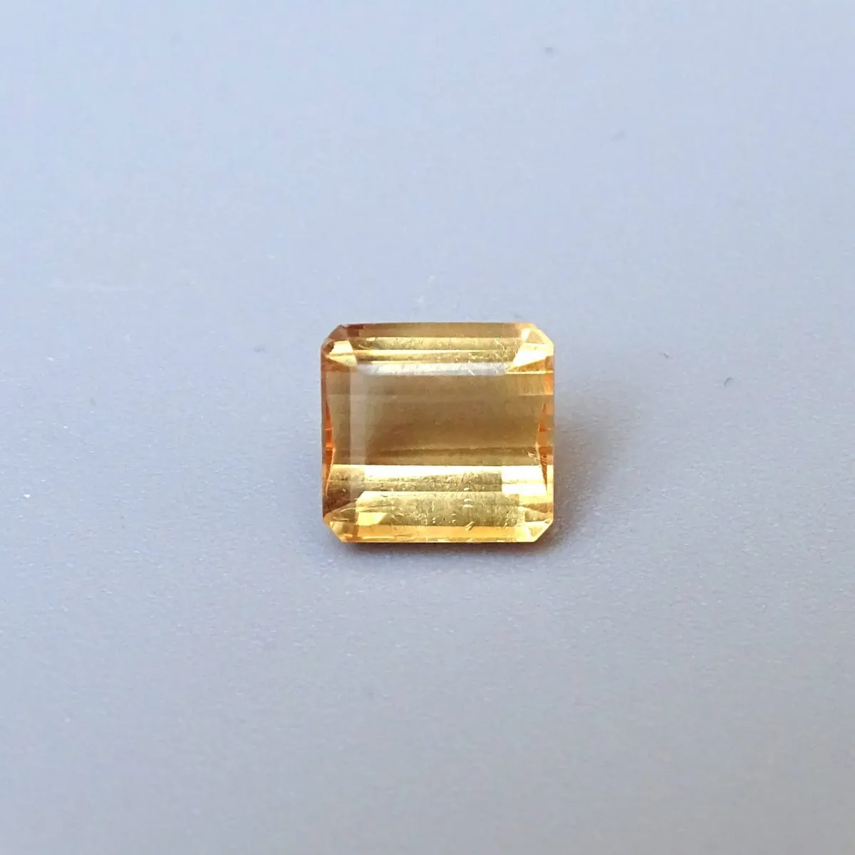 Topaz imperial přírodní broušený 2,17ct, Brazílie