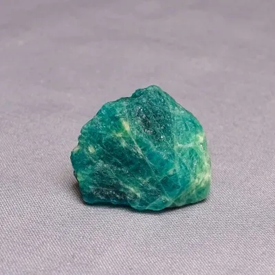Sodalit - hauyne (zelený) přírodní 12,9g, Afghánistán