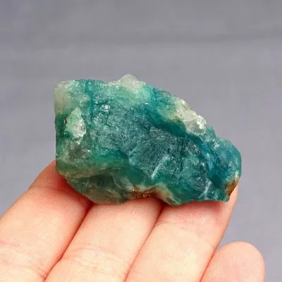 Sodalit - hauyne (zelený) přírodní 22,7g, Afghánistán