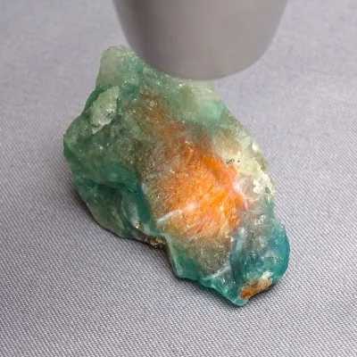 Sodalit - hauyne (zelený) přírodní 22,7g, Afghánistán