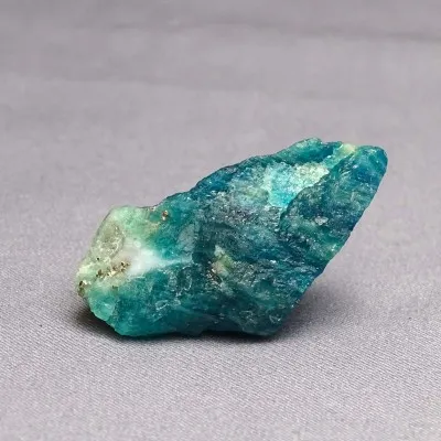 Sodalite - hauyne (green) natural 19.3g, Afghanistan