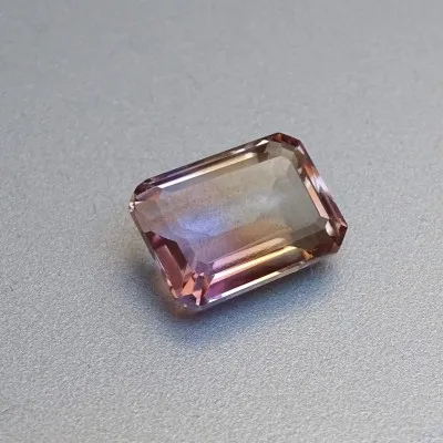 Geschliffener Ametrin 16,30ct, Bolivien