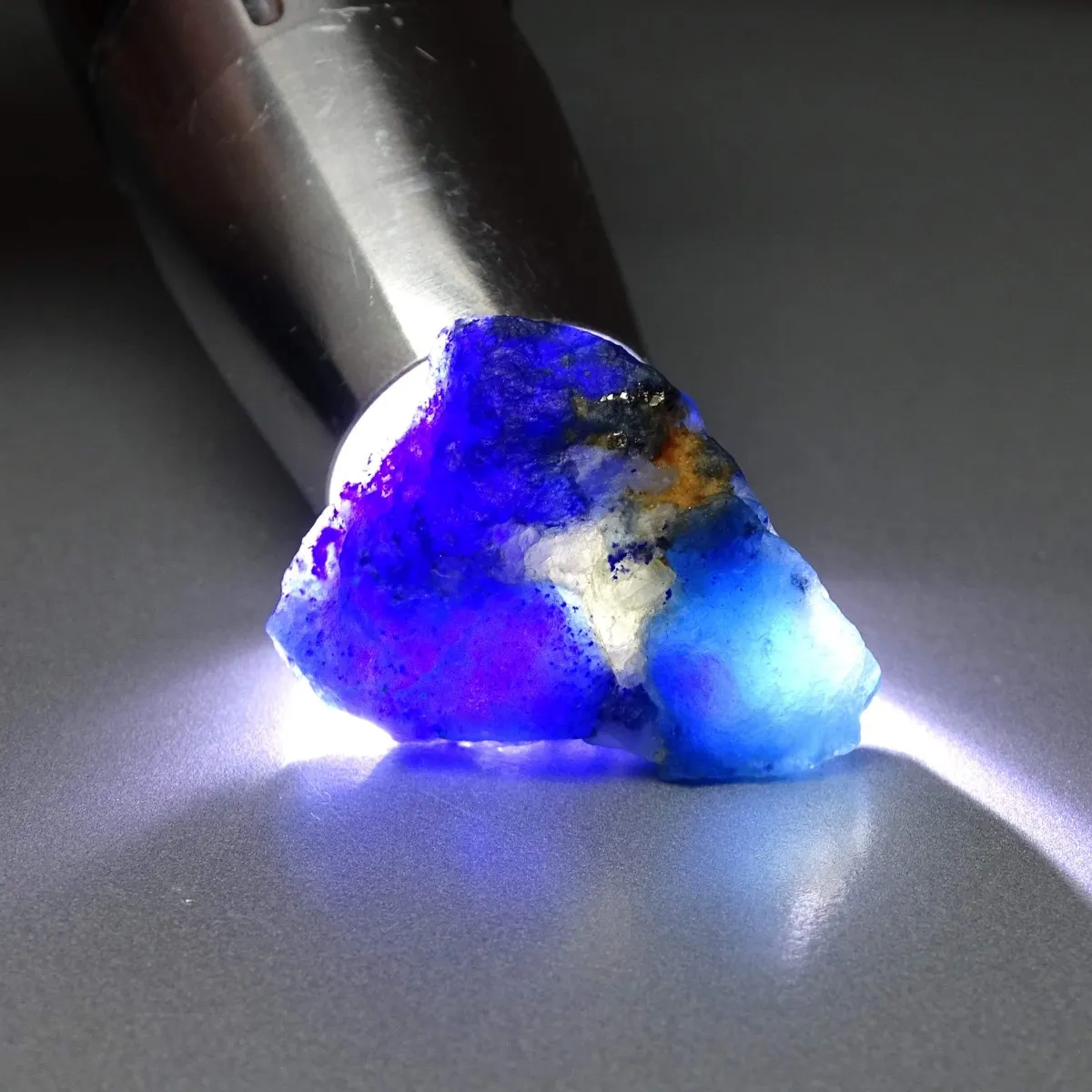 Afghanite natural mineral 8.4g, Afghanistan