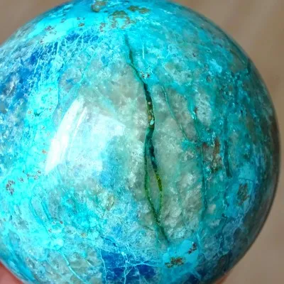 Quantum quattro přírodní minerál koule 320g, Namibie