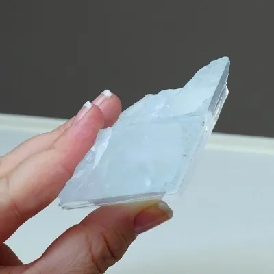 Aquamarin-Naturkristall 182,7g, Pakistan