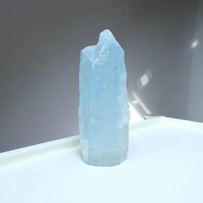Akvamarín přírodní krystal 118,8g, Pakistán