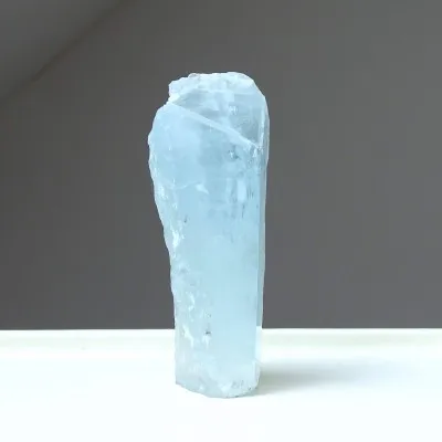 Akvamarín přírodní krystal 118,8g, Pakistán