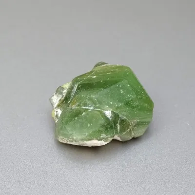 Peridot/Olivin Naturkristall 34,7g Pakistan