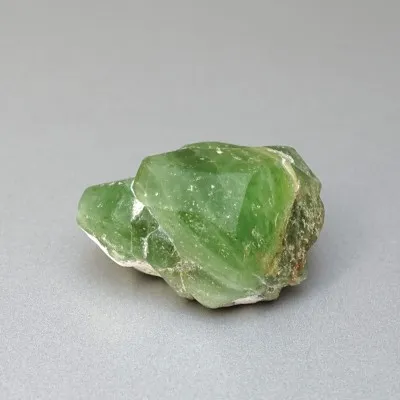 Peridot/Olivin Naturkristall 34,7g Pakistan