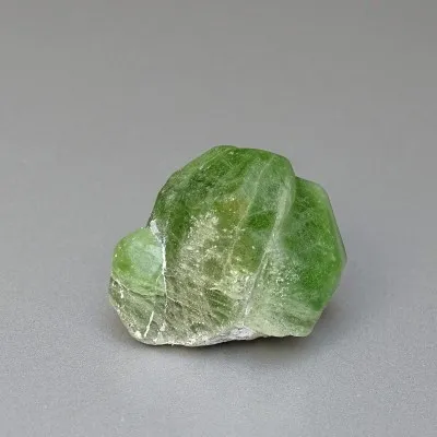 Peridot/Olivin Naturkristall 37,3g Pakistan