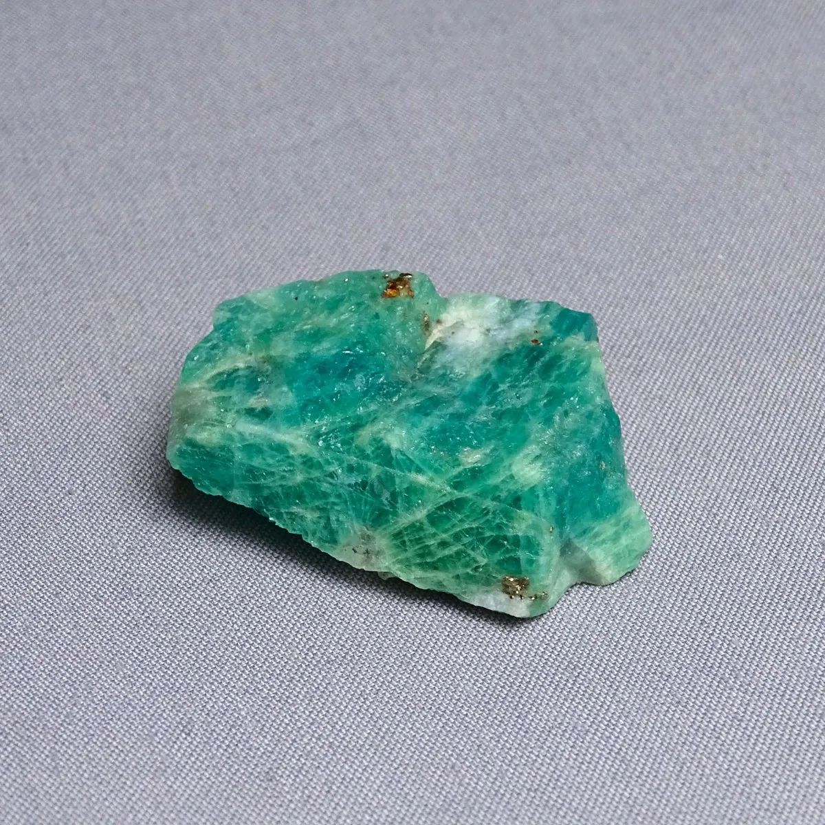 Sodalit - hauyne (zelený) přírodní 16,3g, Afghánistán