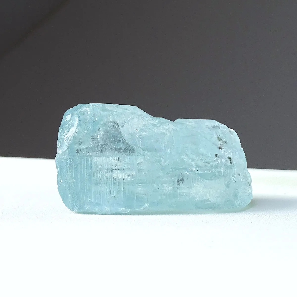 Topaz blue natural 113.4g, Brazil