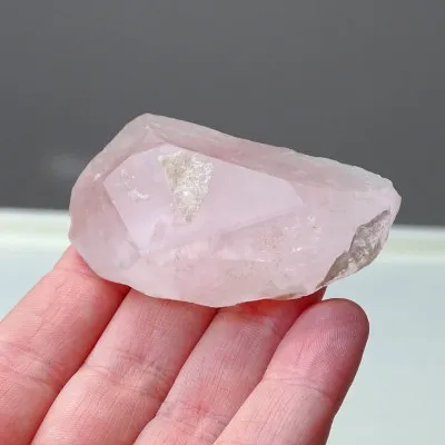 Morganit přírodní krystal 40,6g, Afganistán