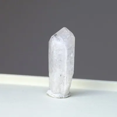 Danburite natural crystal 21.7g, Mexico