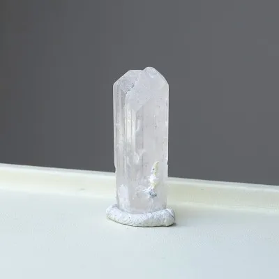 Danburite natural crystal 12.2g, Mexico