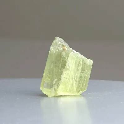 Hiddenite natural crystal 19.7g, Afghanistan