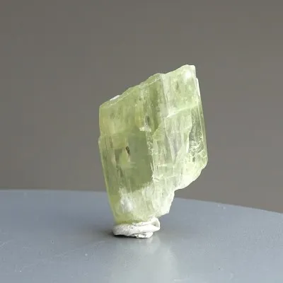 Natürlicher Hiddenit-Kristall 16,9g, Afghanistan