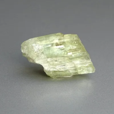 Natürlicher Hiddenit-Kristall 16,9g, Afghanistan