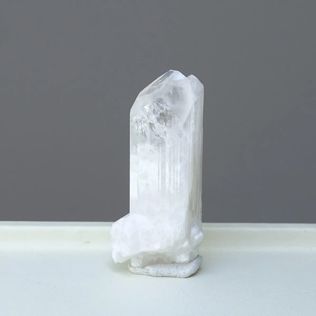 Danburite natural crystal 43.4g, Mexico