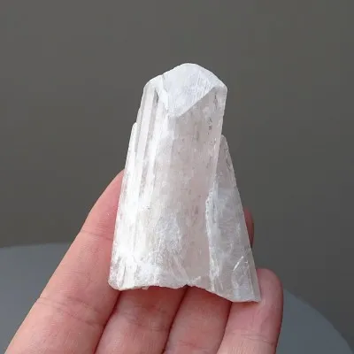 Danburit Naturkristall 44,9g, Mexiko