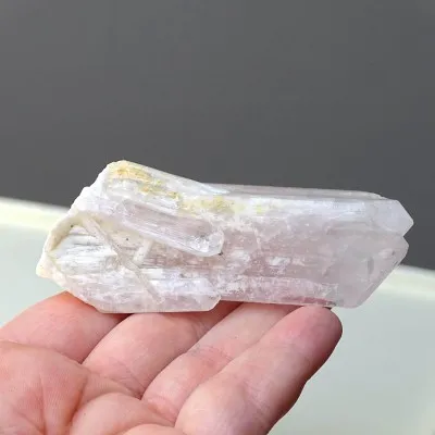 Danburit Naturkristall 88,5g, Mexiko