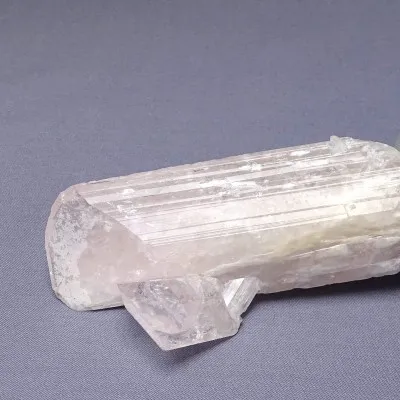 Danburit Naturkristall 157,9g, Mexiko