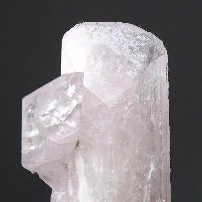 Danburite natural crystal 157.9g, Mexico
