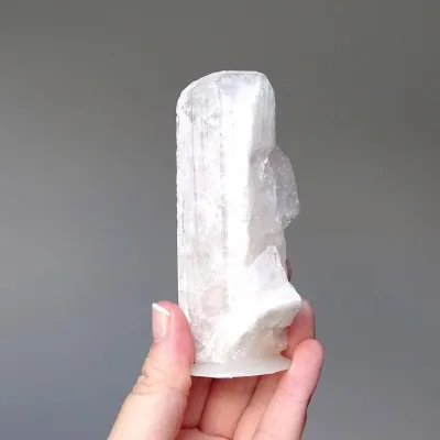 Danburit Naturkristall 157,9g, Mexiko