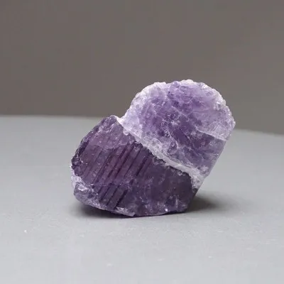 Scapolit lila Naturkristall 34,1g, Afghanistan